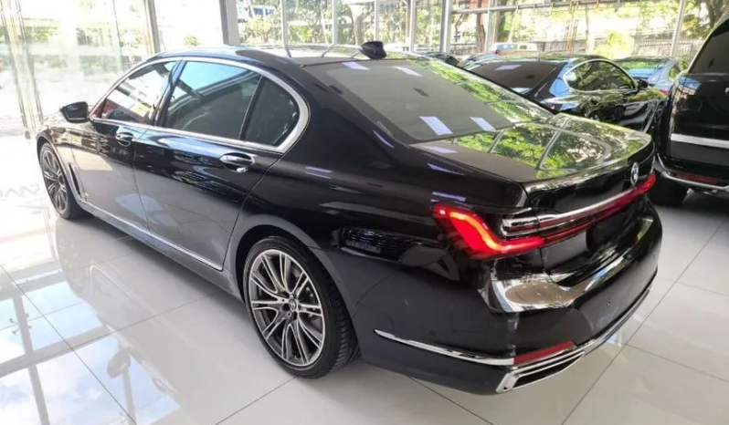 2022 BMW 740Li 3.0 Opulence Sedan Hitam Final Edition ATPM Black on Mocca full