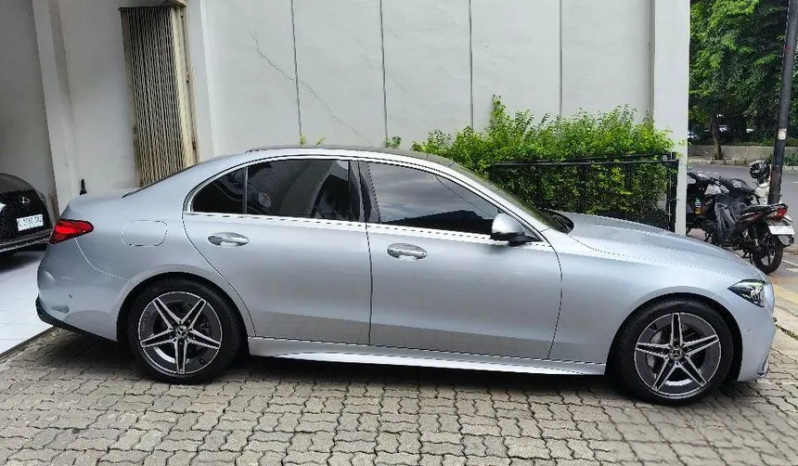 2023 Mercedes-Benz C300 2.0 AMG Line Sedan full