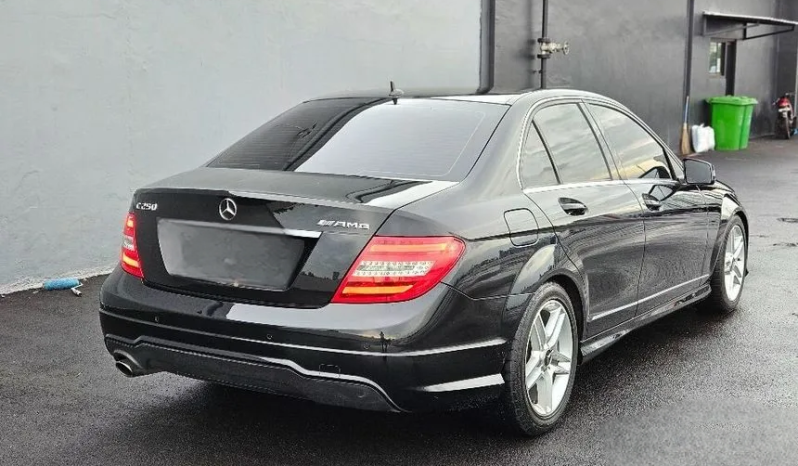 2013 Mercedes-Benz C250 1.8 CGI Sedan full