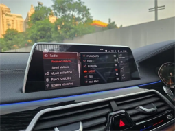 2021 BMW 730Li 2.0 M Sport Sedan full