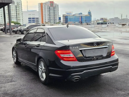 2013 Mercedes-Benz C250 1.8 CGI Sedan full