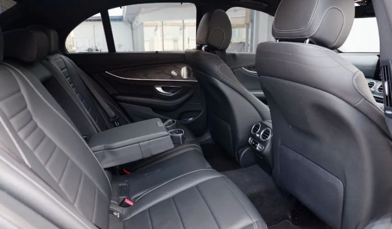 2019 Mercedes-Benz E350 2.0 AMG Sedan full