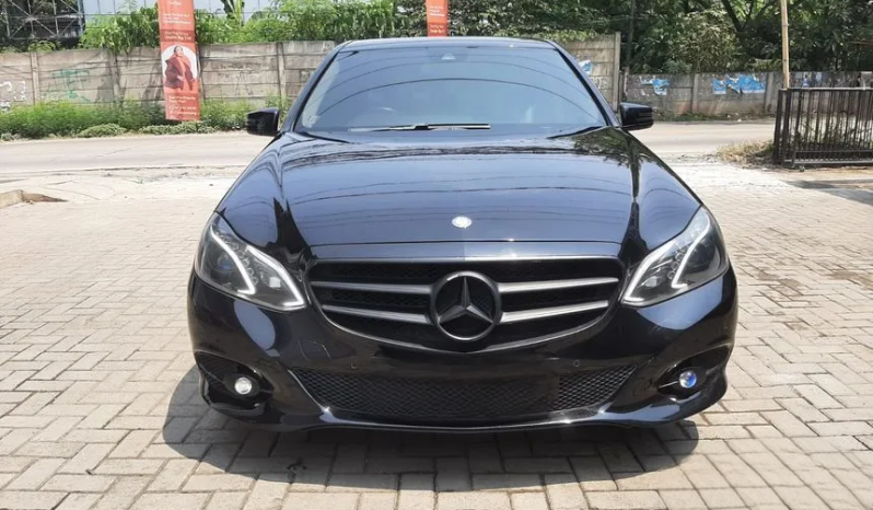 2015 Mercedes-Benz E250 2,0 Avantgarde Sedan full