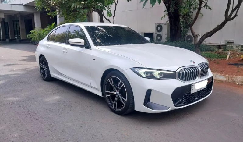 2023 BMW 320i 2,0 M Sport Sedan full