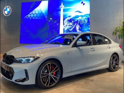 2024 BMW 330i 2,0 M Sport Pro Sedan full