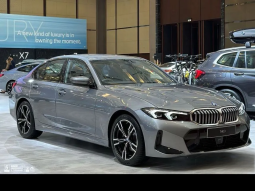 2024 BMW 320i 2,0 M Sport Sedan full