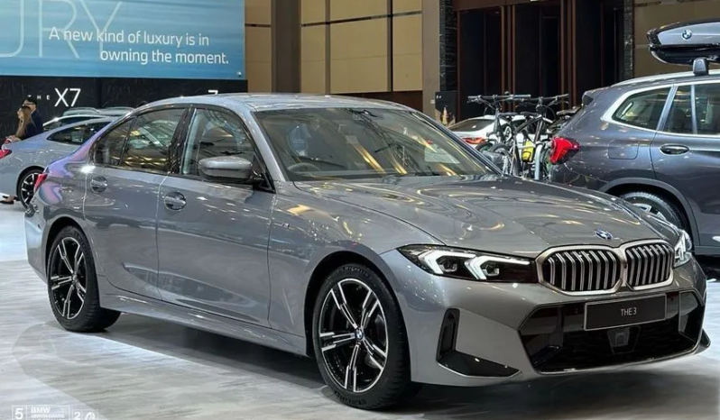 2024 BMW 320i 2,0 M Sport Sedan full