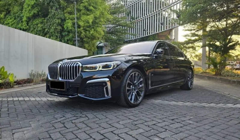 2021 BMW 730Li 2.0 M Sport Sedan full