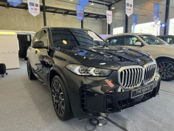 2024 BMW X5 3.0 xDrive40i xLine SUV full