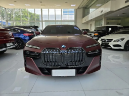 2024 BMW i7 0.0 xDrive60 Gran Lusso Sedan Red on Grey Electric ATPM Full Option xDrive EV Listrik Merah