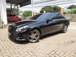 2015 Mercedes-Benz E250 2,0 Avantgarde Sedan full