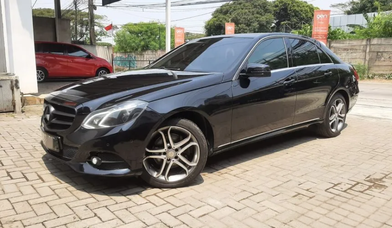 2015 Mercedes-Benz E250 2,0 Avantgarde Sedan full