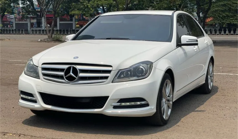 2014 Mercedes-Benz C200 1.8 CGI Sedan full