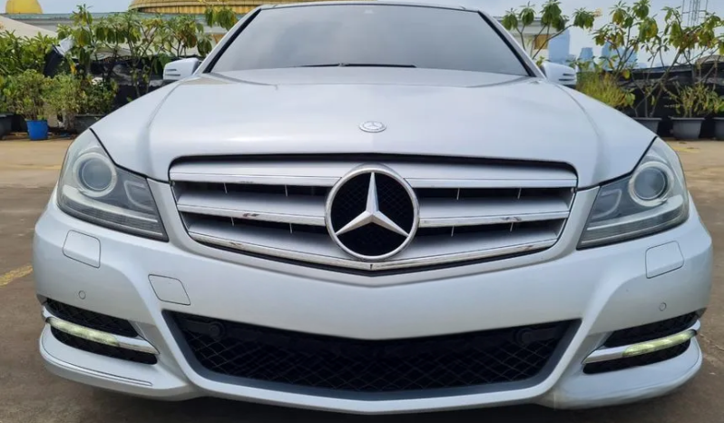 2013 Mercedes-Benz C300 3,0 Avantgarde full