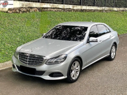 2014 Mercedes-Benz E200 2.0 Classic Sedan FACELIFT LOW KM.77RB & PAJAK PANJANG DP 25JT full