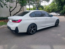 2023 BMW 320i 2,0 M Sport Sedan full