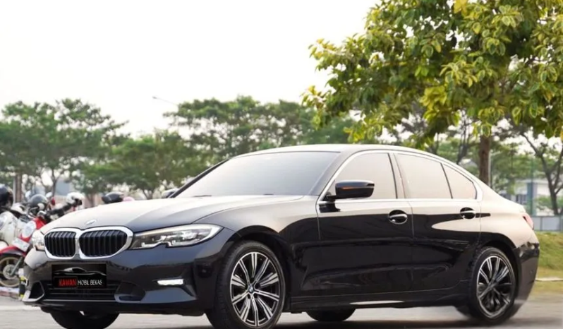 2022 BMW 320i 2.0 Sport Sedan AT Hitam ( TDP 18jt ) Kondisi Istimewa Dan Dijamin Siap Pakai full