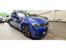 2023 BMW 320i 2.0 Sport Sedan full