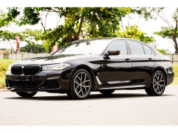 2021 BMW 520i 2.0 M Sport Sedan Km 26 Rbuan DEAL DP MINIM full