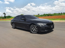 2023 BMW 520i 2.0 M Sport Sedan full