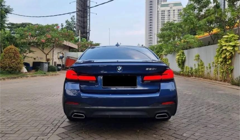 2021 BMW 520i 2.0 M Sport Sedan full