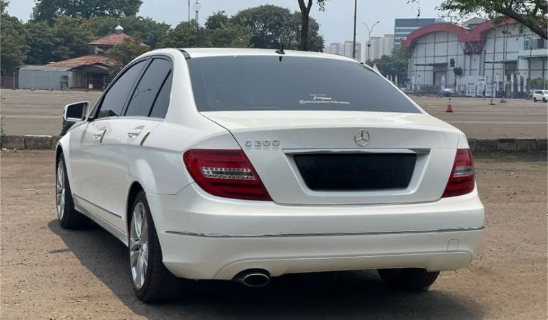 2014 Mercedes-Benz C200 1.8 CGI Sedan full