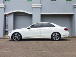 2014 Mercedes-Benz E250 2.0 Avantgarde Sedan (W212) ODO 53RB – PAJAK OKTOBER 2025 – GANJIL full