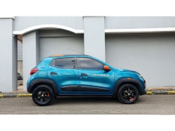 2020 Renault Kwid 1.0 Climber Hatchback biru dp 5 jt saja matic tangan pertama dari baru full