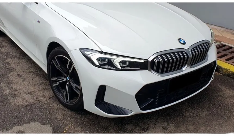 2023 BMW 320i 2.0 M Sport Sedan 320 i (G20) Sedan LCi AT Alphine White 2023/2024 [LOW KM] full