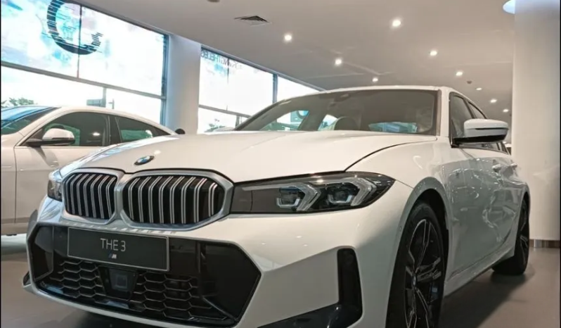 2024 BMW 320i 2,0 M Sport Sedan full