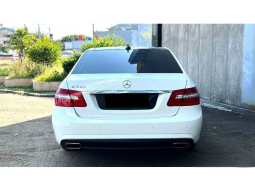 2013 Mercedes-Benz E300 3.0 Avantgarde AMG Sedan E 300 Panoramic CKD AT Putih 2013 2014 [ LOW MILES ] full