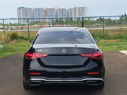 2023 Mercedes-Benz C300 2.0 AMG Line Sedan full