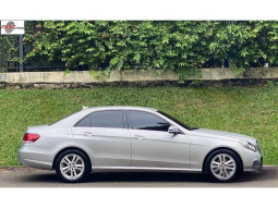 2014 Mercedes-Benz E200 2.0 Classic Sedan FACELIFT LOW KM.77RB & PAJAK PANJANG DP 25JT full