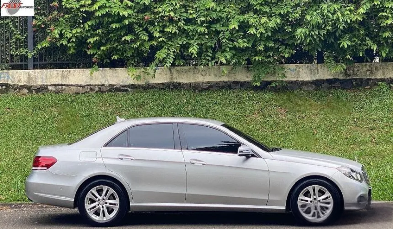 2014 Mercedes-Benz E200 2.0 Classic Sedan FACELIFT LOW KM.77RB & PAJAK PANJANG DP 25JT full