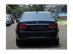 2014 Mercedes-Benz E250 2,0 Avantgarde Sedan full