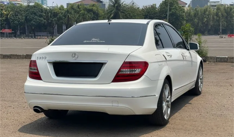 2014 Mercedes-Benz C200 1.8 CGI Sedan full