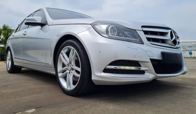 2013 Mercedes-Benz C300 3,0 Avantgarde full