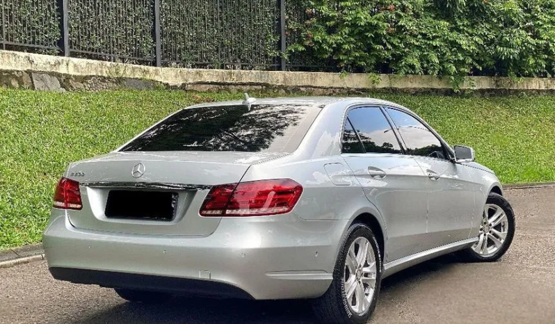 2014 Mercedes-Benz E200 2.0 Classic Sedan FACELIFT LOW KM.77RB & PAJAK PANJANG DP 25JT full