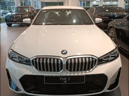 2024 BMW 320i 2,0 M Sport Sedan full