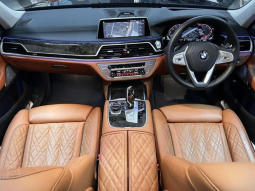 2022 BMW 740Li 3.0 Opulence Sedan Km 2 Rbuan, Pajak Hidup full