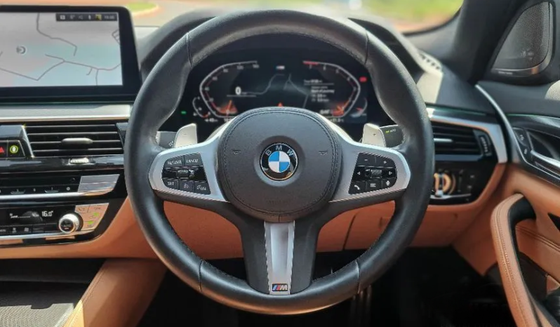 2023 BMW 520i 2.0 M Sport Sedan full