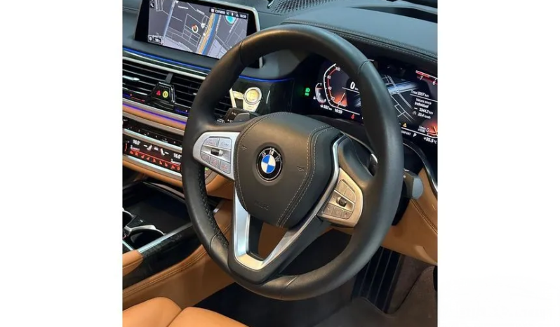 2022 BMW 740Li 3.0 Opulence Sedan Km 2 Rbuan, Pajak Hidup full