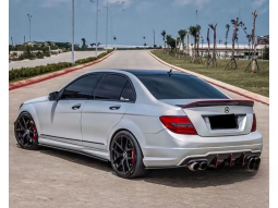 2014 Mercedes-Benz C200 1.8 CGI Sedan full