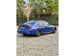 2022 BMW 330i 2.0 M Sport Sedan Km 24 Rbuan [TDP Minim] full